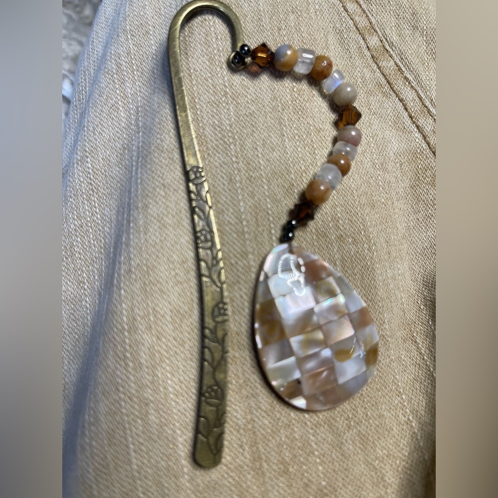 Elegant Mother of Pearl Pendant bookmark